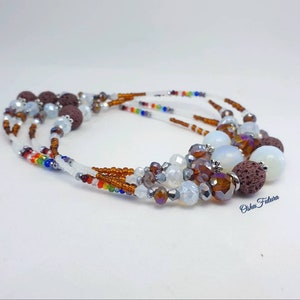 Agayu 47&quot;. Ceremonial collar or eleke de Aggayu Solá