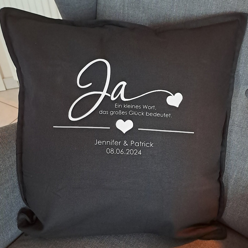 Kissen, Kissen mit Spruch, Dekokissen, Hochzeitsgeschenk, Geschenk Hochzeit, personalisiertes Geschenk, personalisiertes Hochzeitsgeschenk Bild 3