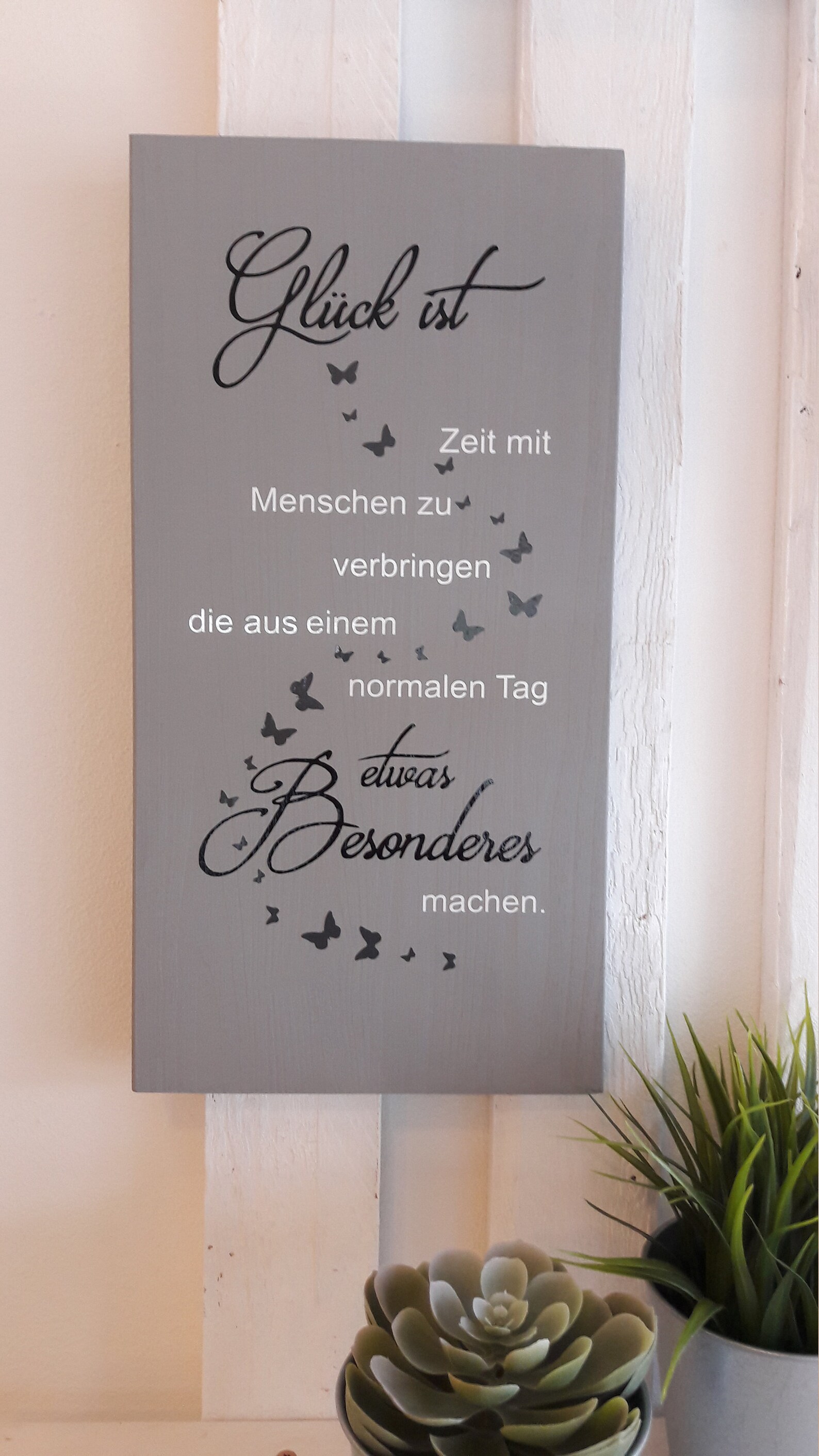 Holzschild mit Spruch Glück ist... Etsy