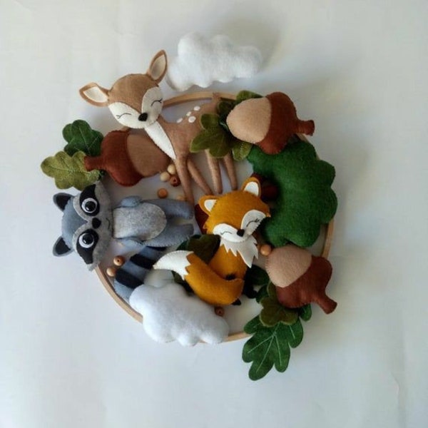 Baby mobile Woodland baby mobile / Nursery mobile woodland/ Baby crib mobile /Gift for future mother, hanging mobile, baby shower gift