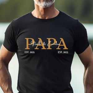 Papa T-Shirt personalisiert mit Namen Geschenk Geburt Vatertag Geburtstag Bild 1
