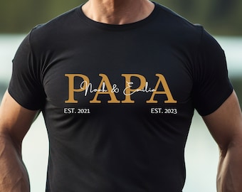 Papa T-Shirt | personalisiert mit Namen | Geschenk Geburt Vatertag Geburtstag