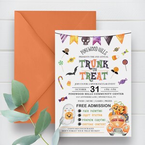 Puede incluir: Invitación a un evento Trunk or Treat en el Centro Comunitario de Pinewood Hills el 31 de octubre de 4 PM a 9 PM. El evento incluye pintura facial, estación de manualidades, tallado de calabazas y un concurso de disfraces. Entrada gratuita. Se animan los disfraces. ¡No olvides tu bolsa de golosinas!