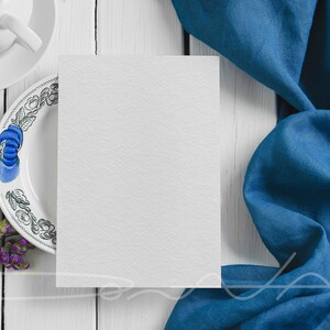 Maquete de convite plana, maquete de cartão de casamento, papel aquarela, maquete de cartão, cartão em branco, modelo de cartão, maquete de planejador de menu, papelaria, PSD