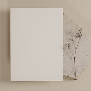 Ästhetische Einladung Mockup, Hochzeit Mockup, 5x7 Grußkarten, Save The Date Karte, Stock Photo, Sofort Download
