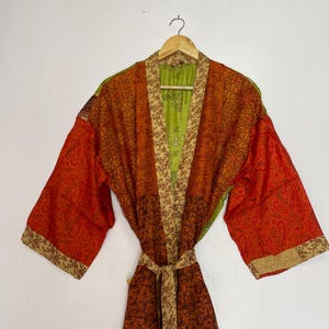 Handmade Silk Floral Robe, Longwear Silk Sari Kimono, Bath Robe For Women&#39;s, Resort Wear Dressing Robe, Bridal Silk Sleep Robe, SN_47 Kimono