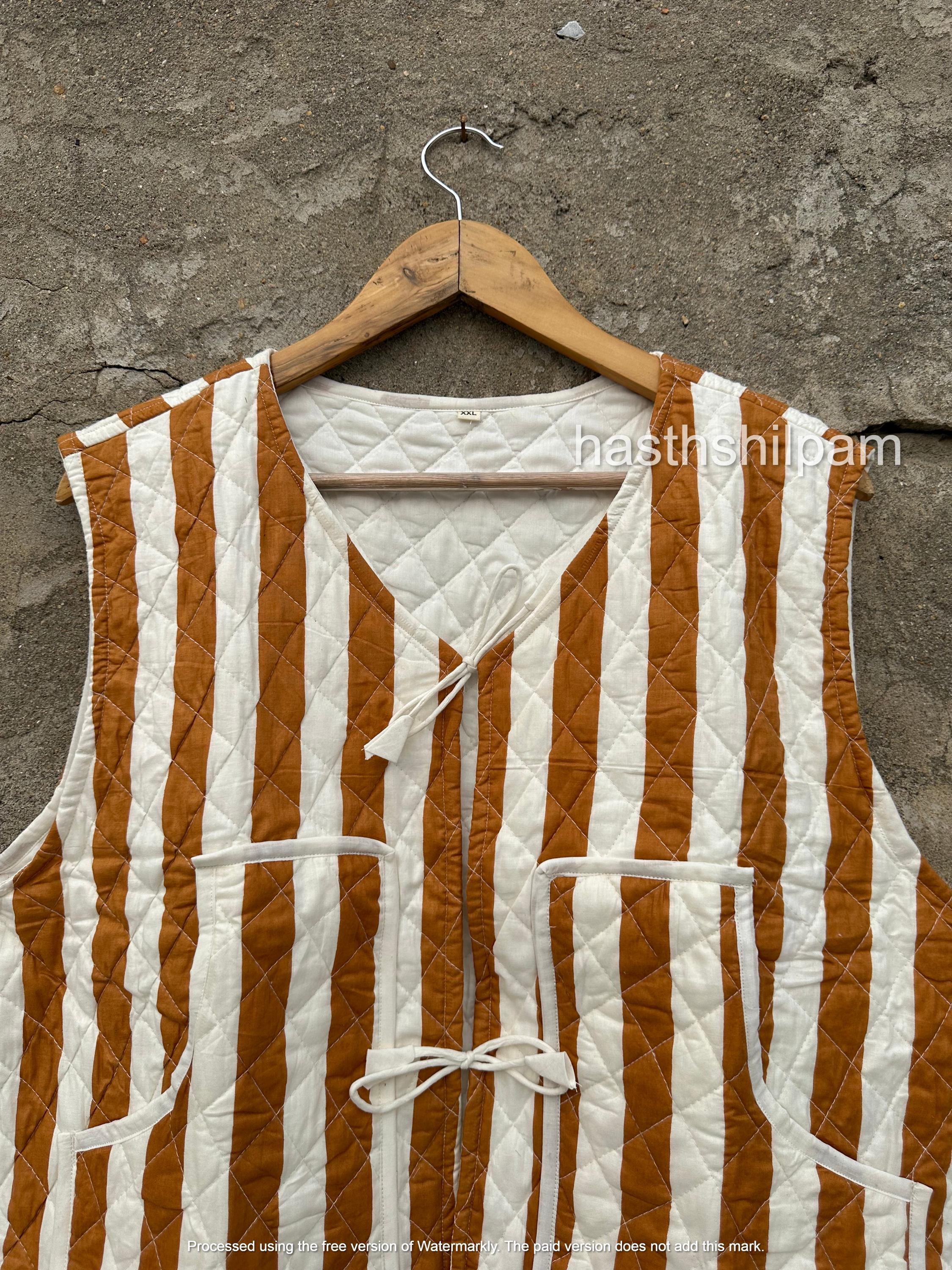 ハンドメイドコットンキルティングベストジャケット：インドのパッチ