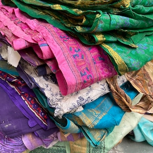 Huge Lot Mix Silk Silk Saree, Scrap Bundle , y2k, Vintage Scrap, Quilting, Home Decor,