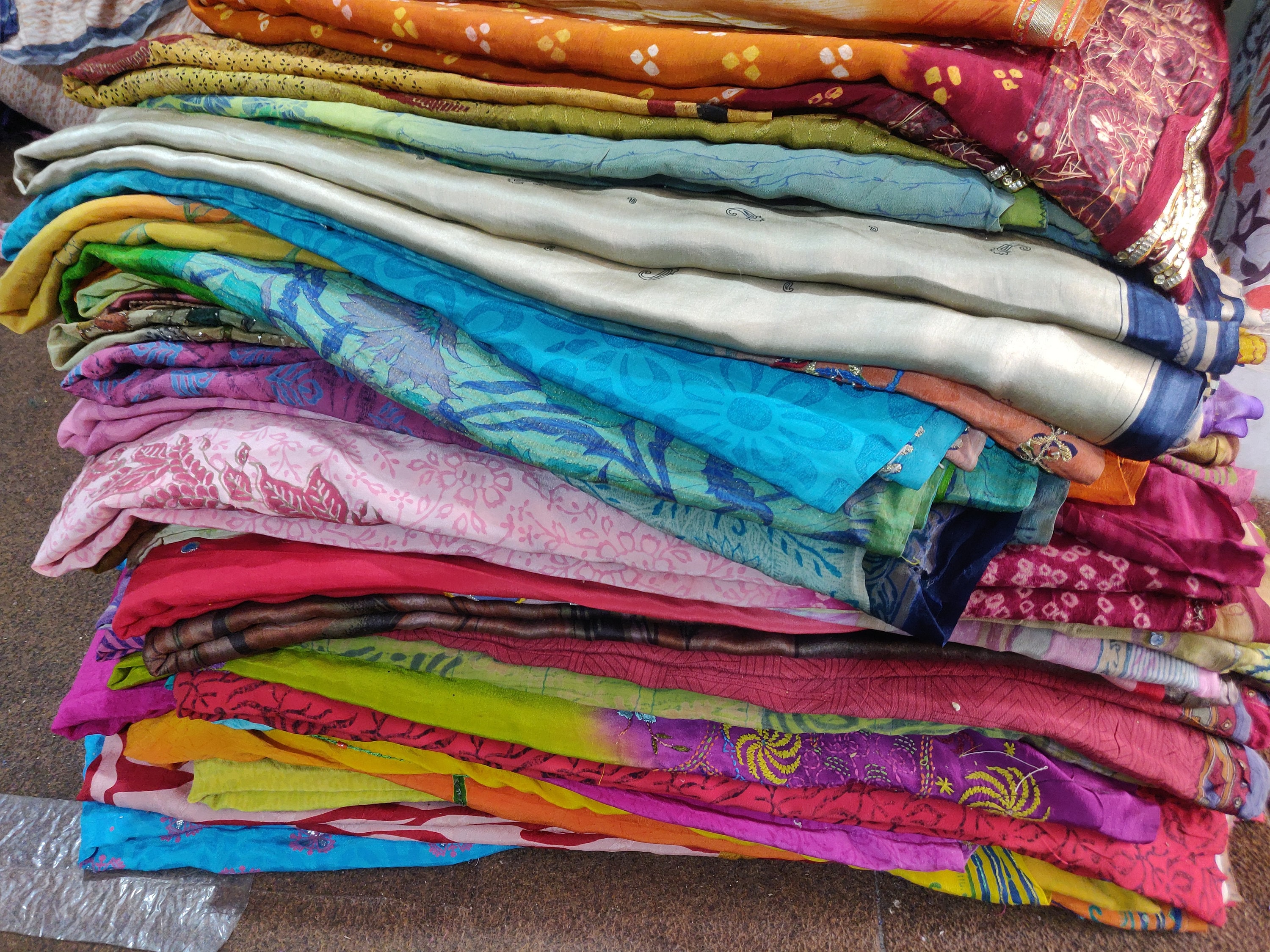 Iron-on Patches for Sari Silk – Darn Good Yarn