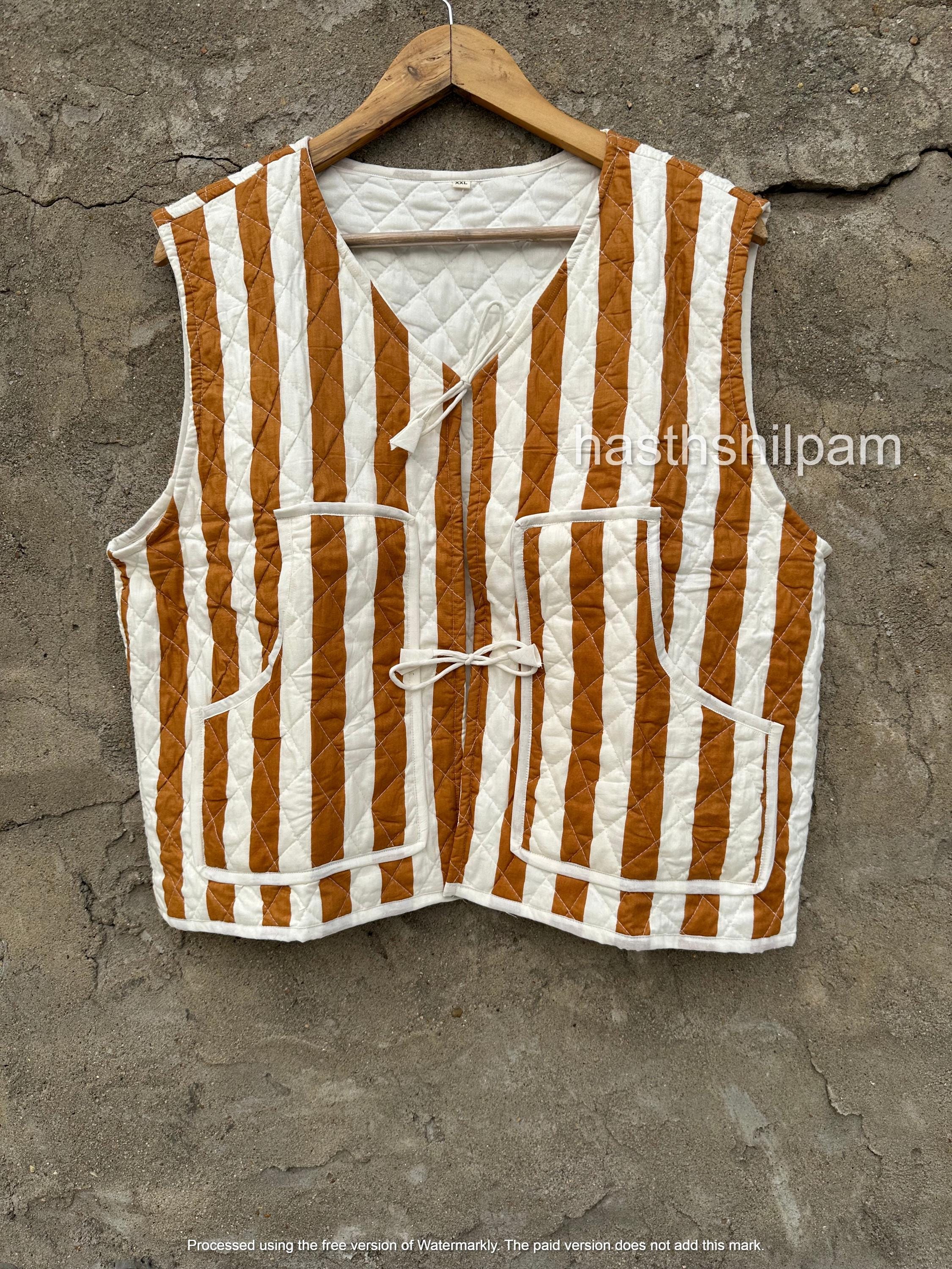 ハンドメイドコットンキルティングベストジャケット：インドのパッチ