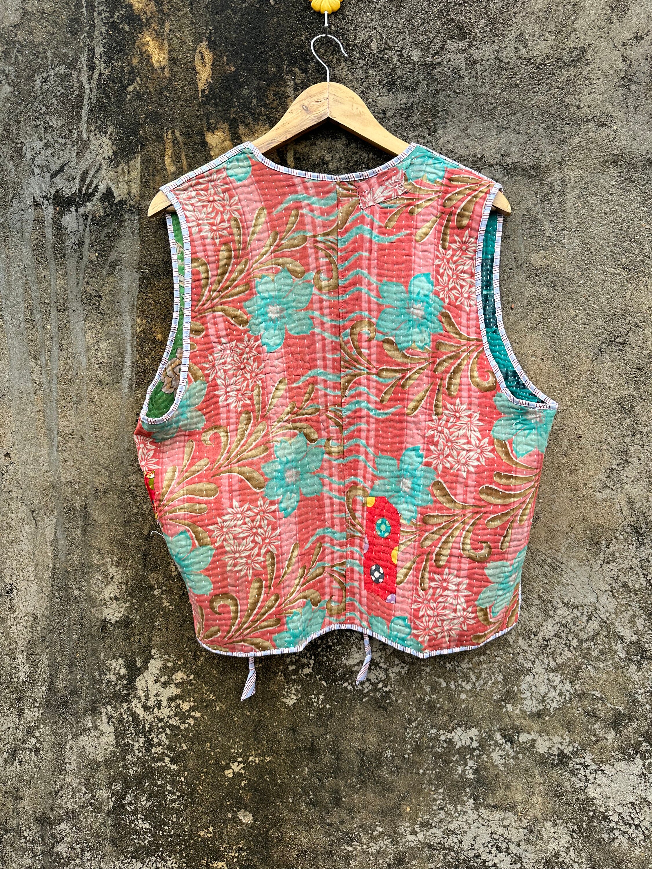 ヴィンテージカンタキルトベスト：リバーシブルパッチワークコットン