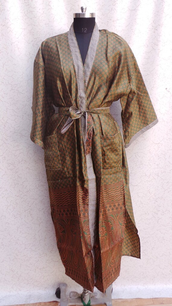 Sleepwear robes Indian Vintage Silk Sari robe Nightdress Kimo no Bathrobe kimono NK48