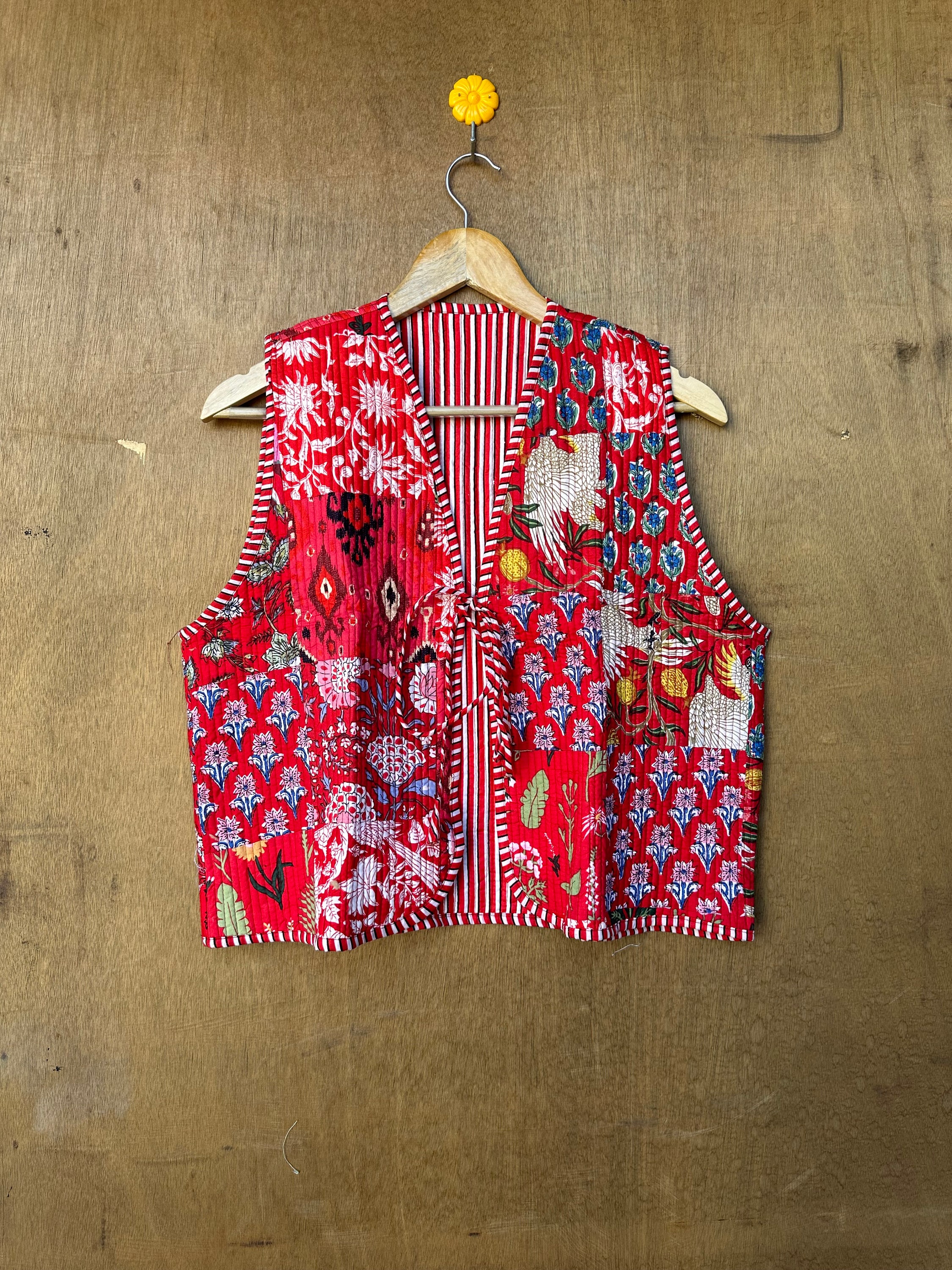 ハンドメイドパッチワークキルティングベスト：インド綿ジャケット