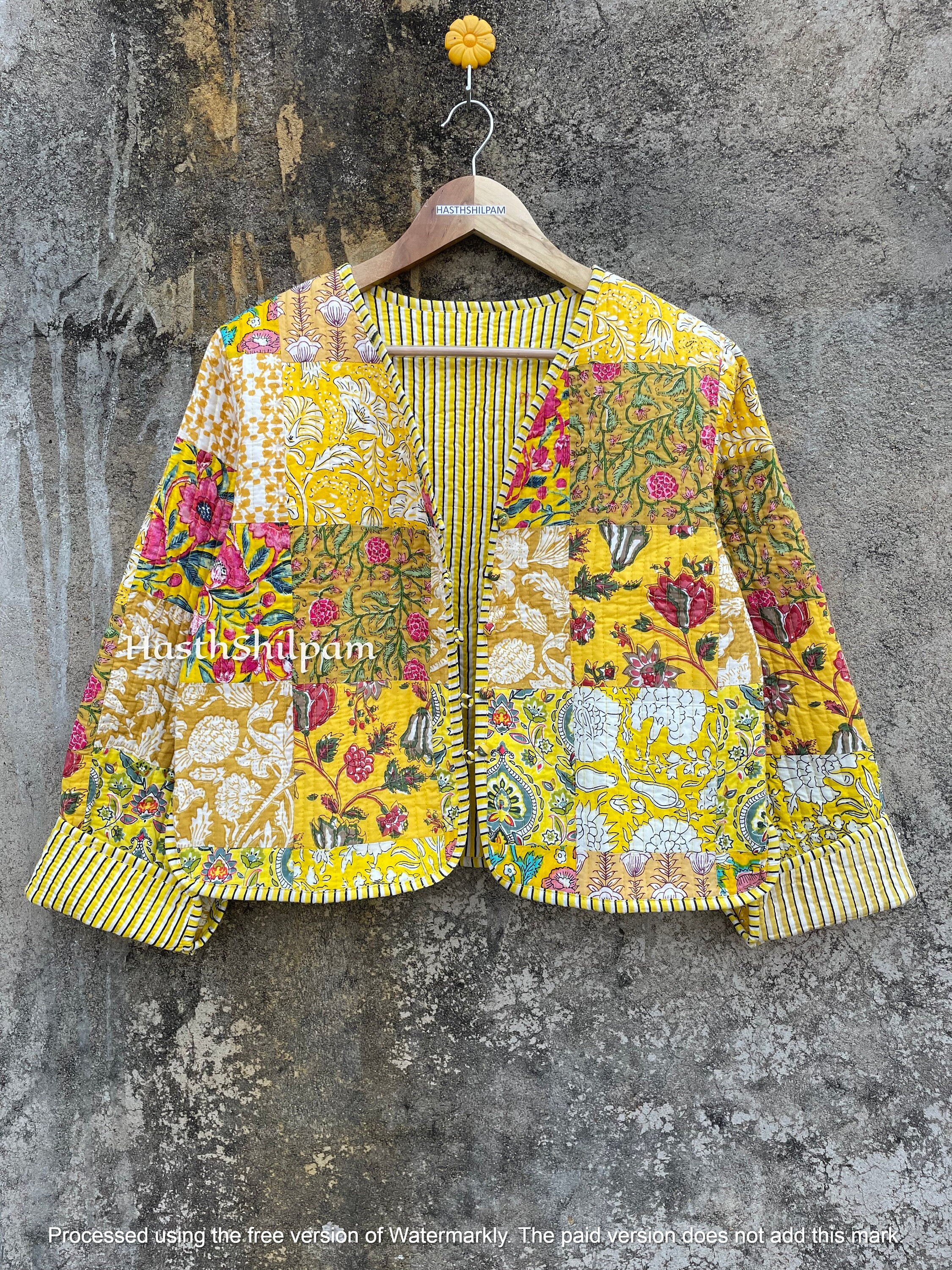 ジャケット・アウター 4-pocket design yellow cotton jacket Chico's yellow cotton/spandex snap front 4 pocket jacket SZ