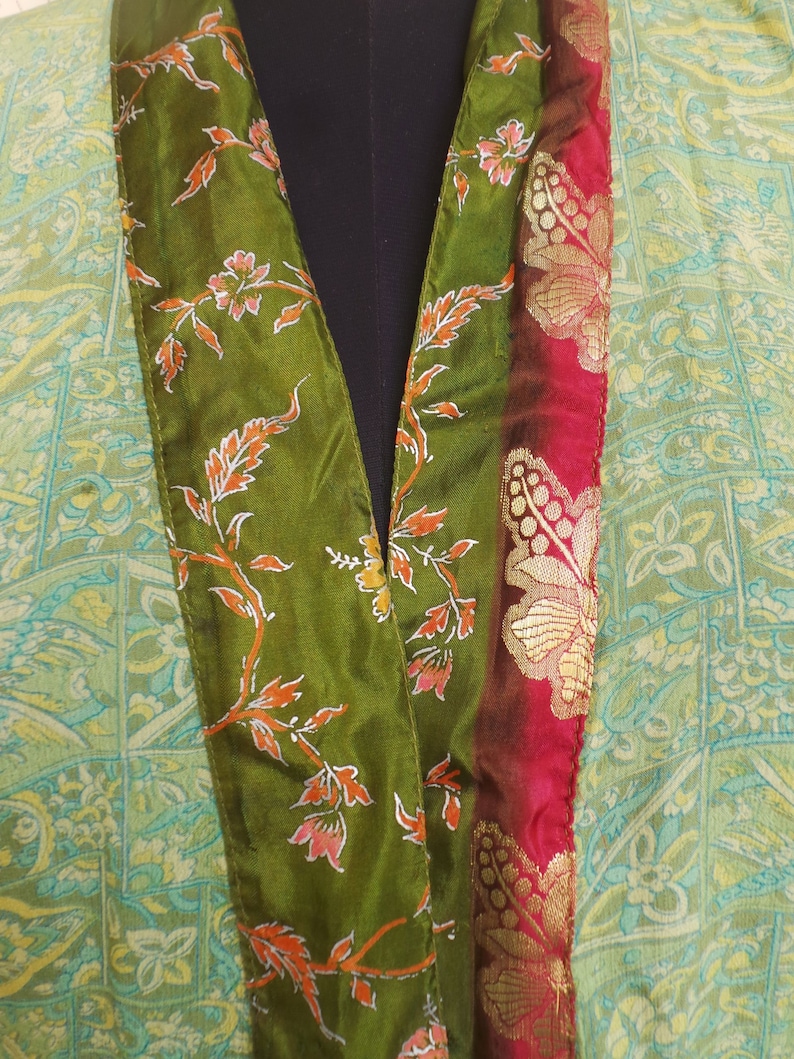 Nightdress Kimono Vintage Silk Sari robe Bathrobe kimono Sleepwear robe AK 85