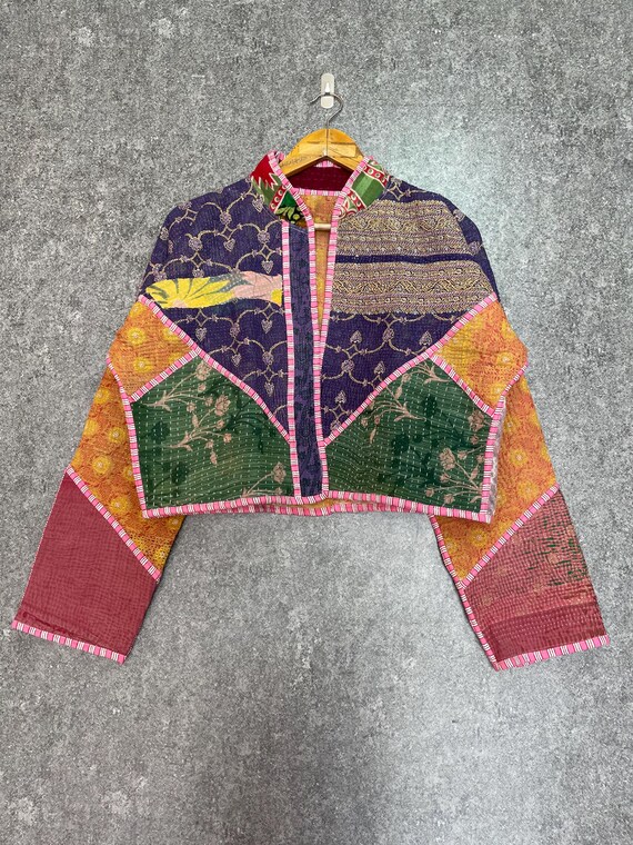 Vintage Kantha Quilted Jacket: Reversible Sari Fabric, One Size