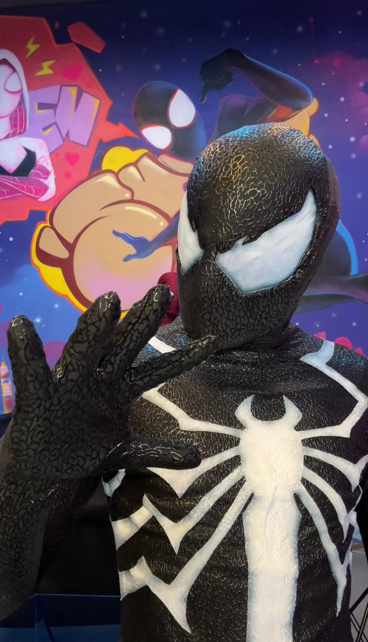 Spiderman 2024 venom costume