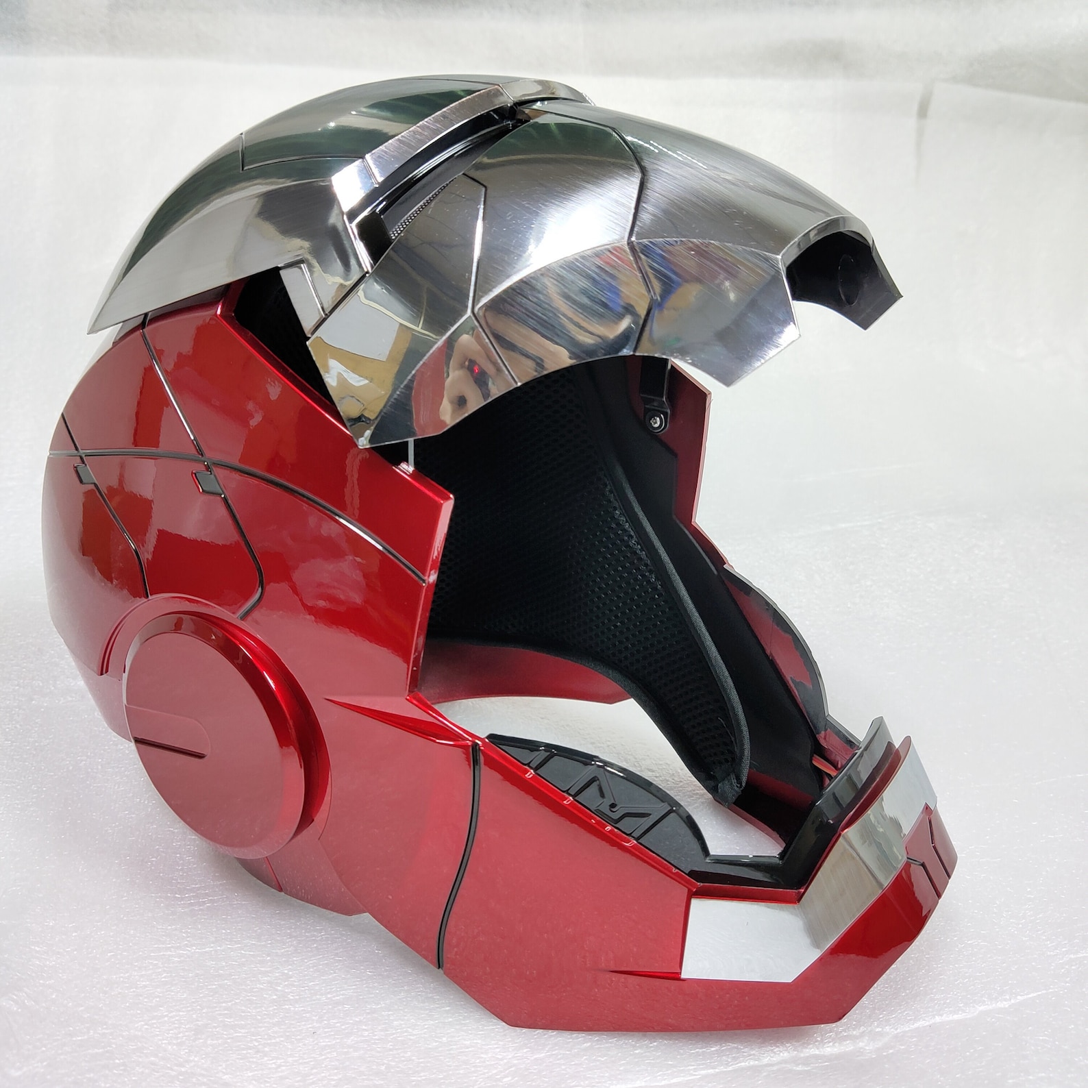 Iron man promo helm