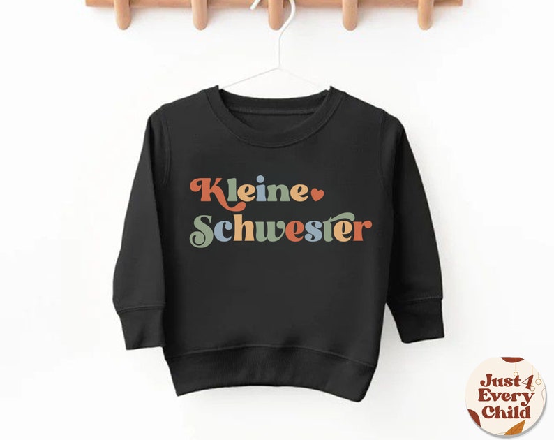 Große Schwester Kleinkind-Shirt, Schwangerschaftsankündigung, Baby-Ankündigung, deutsches Kinder-T-Shirt Kleine Schwester, Sibling Natural Infant, Schwester Bild 9