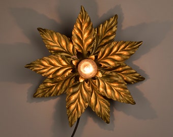 Hollywood Regency Brass Flower-Shaped Sconce or Flushmount by Willy Daro Florentine Style 70s Mid Century