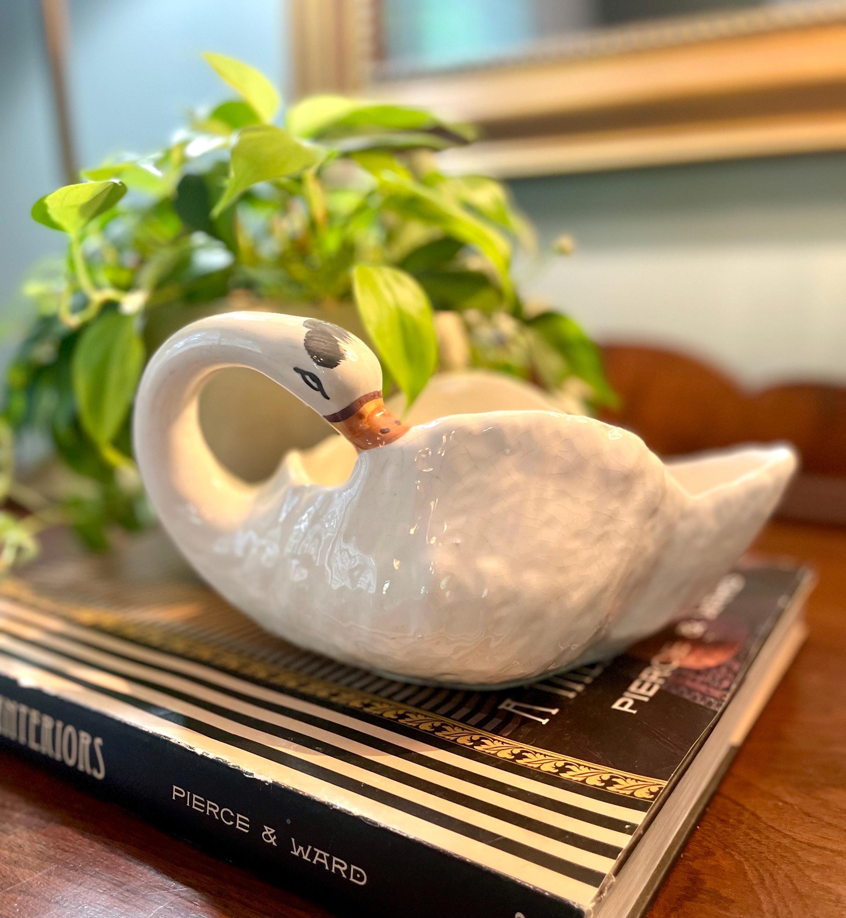 Vintage Santucci Deruta Swan Planter: Hand-painted Italian Ceramic