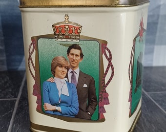 Commemorative Royal Wedding Tin Prince of Wales & Lady Diana Spencer 1981.Small Lidded Tea Tin Sweet Tin EMPTY Royal Memorabilia
