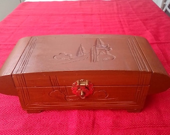 Vintage Art Deco Style Jewellery Box Carved Asian Pagoda Design Lined and Mirror.