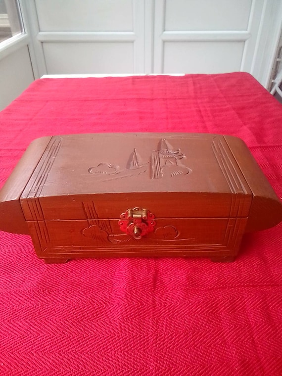 Vintage Art Deco Style Jewellery Box Carved Asian… - image 1