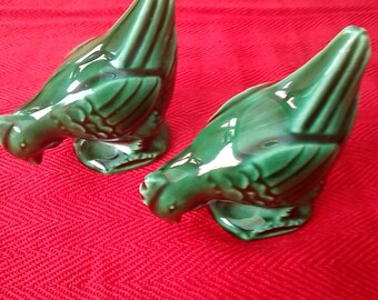 Vintage Green Ceramic Hen Chicken Bottoms Up Cruet Salt And Pepper.