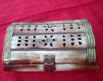 Vintage Carved Bone Trinket Box With Velvet Lining And Brass Hinges And Clasp.