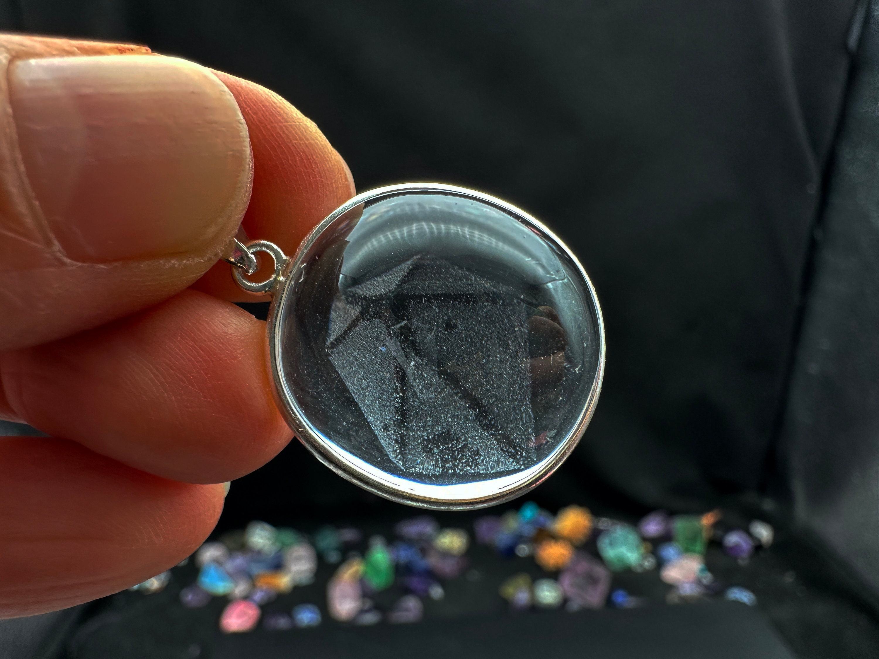 デッドインファント ペンダント ファントムクリスタルクォーツペンダント、ハンドメイドジュエリー