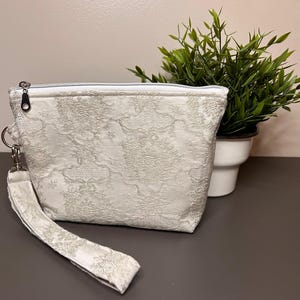 Upcycled// Brocade Floral // Wristlet// Zipper Clutch