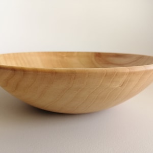 Buddha Bowl / Flared bowl in food and ecological ash wood