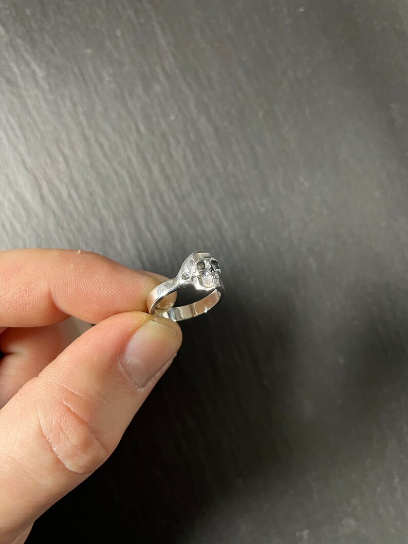 elegant skull ring Small skull silver ring sterling silver skull