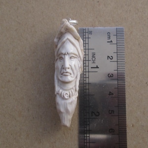 Indianer Wolf Adler Geweih Anhänger, Hirsch Horn Bali Knochen Schnitzerei mit Sterling Silber Anhänger PD17010625