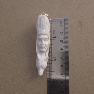 Indischer Wolf geschnitzt Geweih Anhänger, Hirsch Horn Bali Knochen schnitzen mit Sterling Silber Anhänger PD14010625