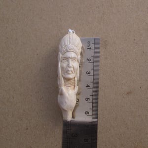 Indischer Wolf geschnitzt Geweih Anhänger, Hirsch Horn Bali Knochen schnitzen mit Sterling Silber Anhänger PD11010625