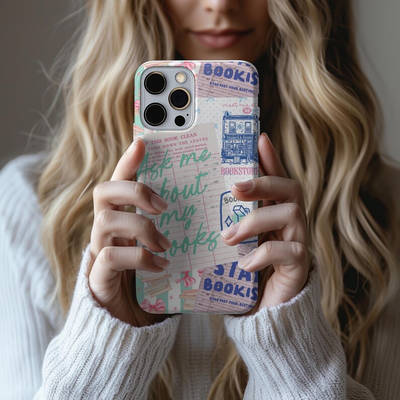 Book Collage Phone Case, Collage Bookish Phone Case, iPhone 16 15 14 13 12 11 Pro Max 8 Plus X, Samsung Galaxy S24 S23 S22 S21 bild 2