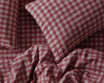 Natural Red Gingham Linen Pillowcase for Better Sleep, Breathable Checkered Linen Cover for Sensitive Skin, Comfortable Red Gingham Bedding