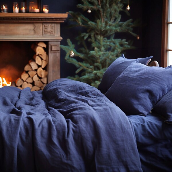 Christmas indigo linen bedding set 1 Duvet cover and 2 Pillowcases Deep blue softened linen bedding Comforter cover set Quilt cover set