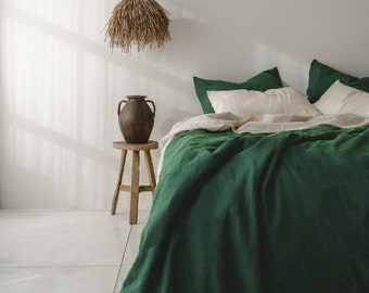 Forest green linen duvet cover 1 duvet cover Softened linen Emerald green comforter cover Coconut buttons Ribbon ties