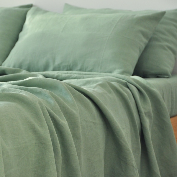 Sage green linen sheet set 1 flat sheet and 1 fitted sheet and 2 pillowcases Softened linen bedding Stonewashed Green bedding set