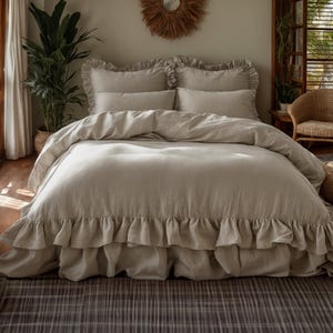 Undyed linen double ruffled duvet cover 1 duvet cover Softened linen Oat comforter cover with two ruffles Ruffled linen duvet cover