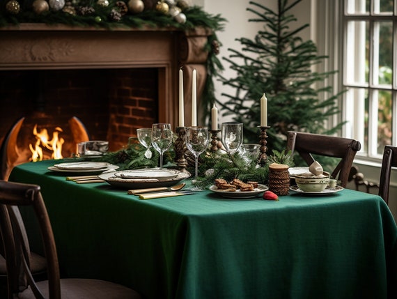 Christmas table linen discount