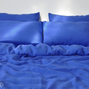 Royal blue linen duvet cover 1 duvet cover Softened linen Comforter cover Coconut buttons Ribbon ties Hidden closure Stonewashed image 3