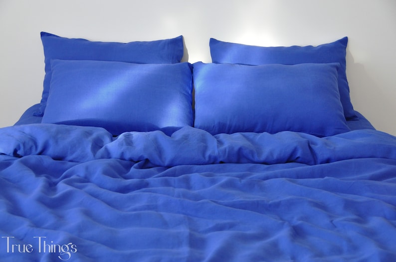 Royal blue linen duvet cover 1 duvet cover Softened linen Comforter cover Coconut buttons Ribbon ties Hidden closure Stonewashed image 3