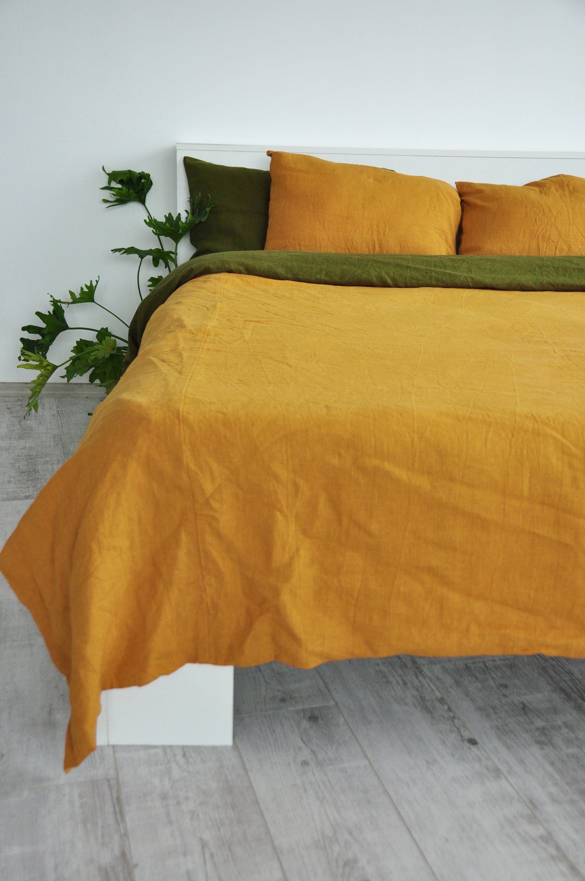 Turmeric linen coverlet with or without filling / Softened linen / Medium weight - Picture 7 of 37
