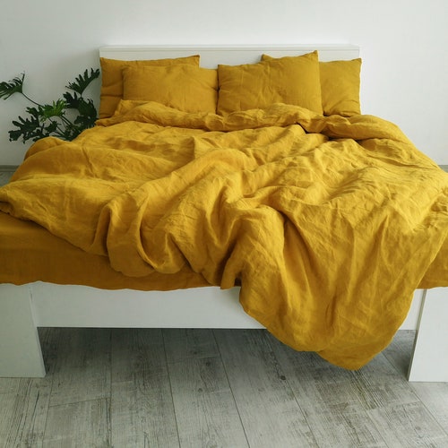 Mustard linen duvet cover / 1 duvet cover / Softened linen / Yellow comforter cover / Quilt cover / Coconut buttons / Ribbon ties