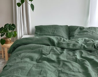 Pine green linen duvet cover 1 duvet cover Softened linen Green comforter cover Quilt cover Coconut buttons   Ribbon ties