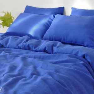 Royal blue linen duvet cover 1 duvet cover Softened linen Comforter cover Coconut buttons Ribbon ties Hidden closure Stonewashed image 3